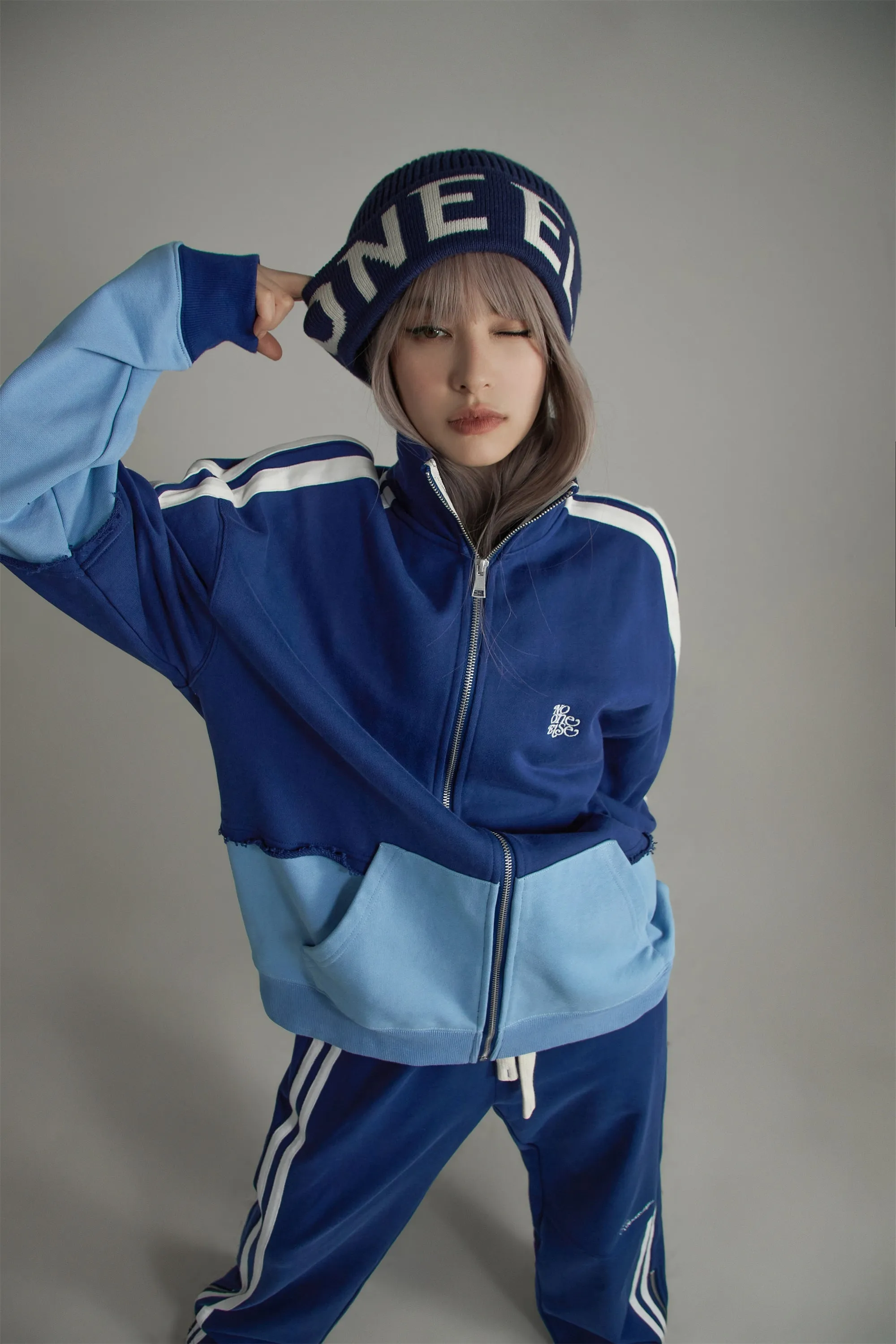 Color Matching Oversize Zip-Up Hoodie