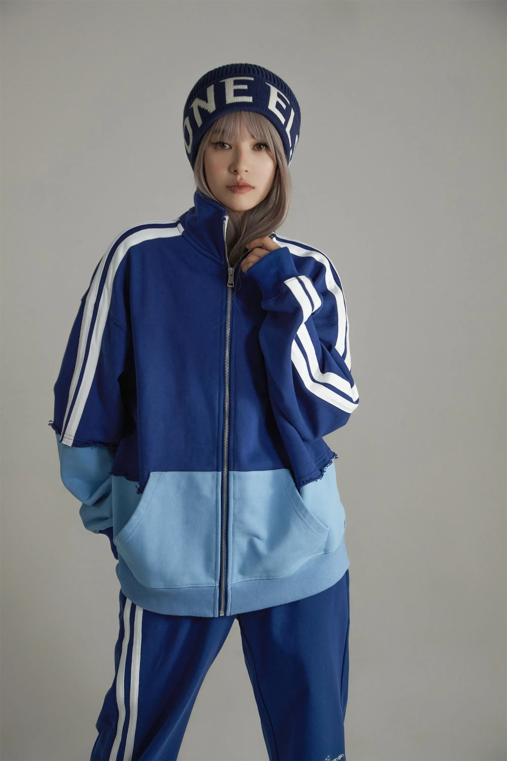 Color Matching Oversize Zip-Up Hoodie