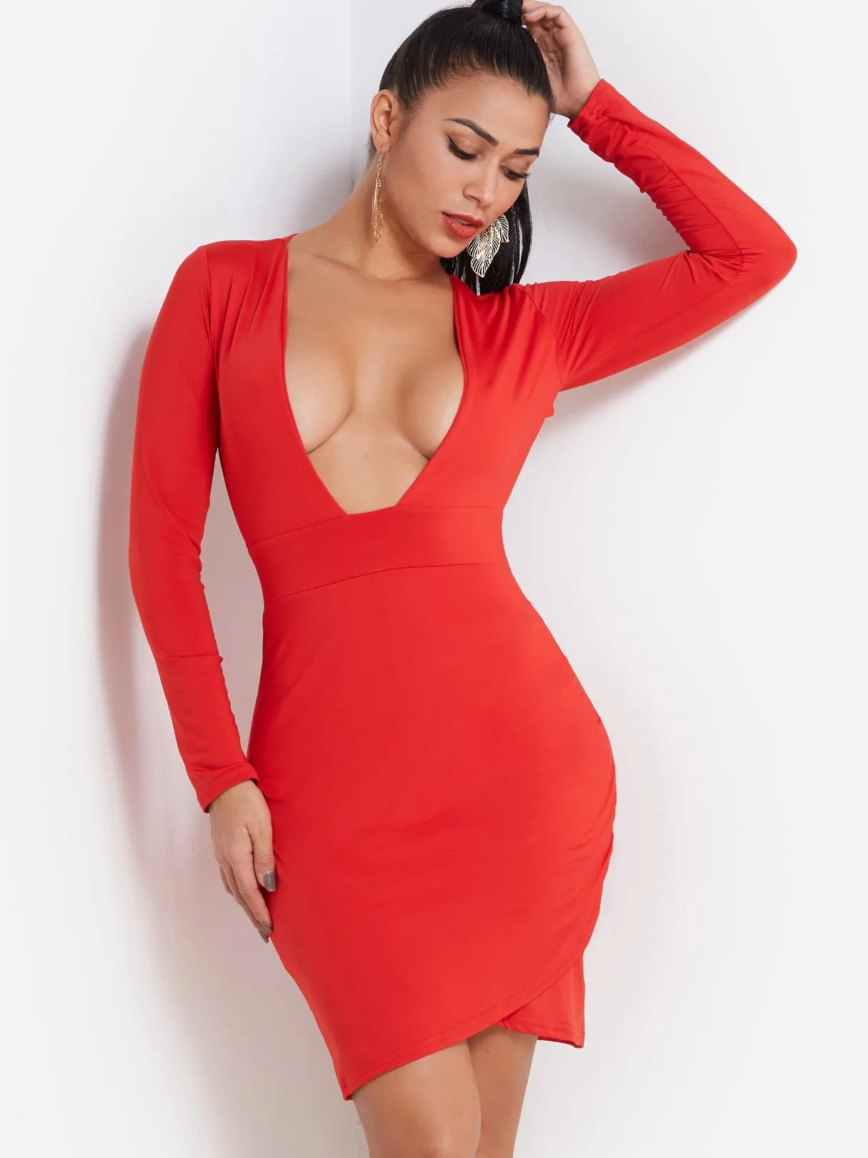 Wholesale Red Deep V Neck Long Sleeve Backless Cut Out Dresses