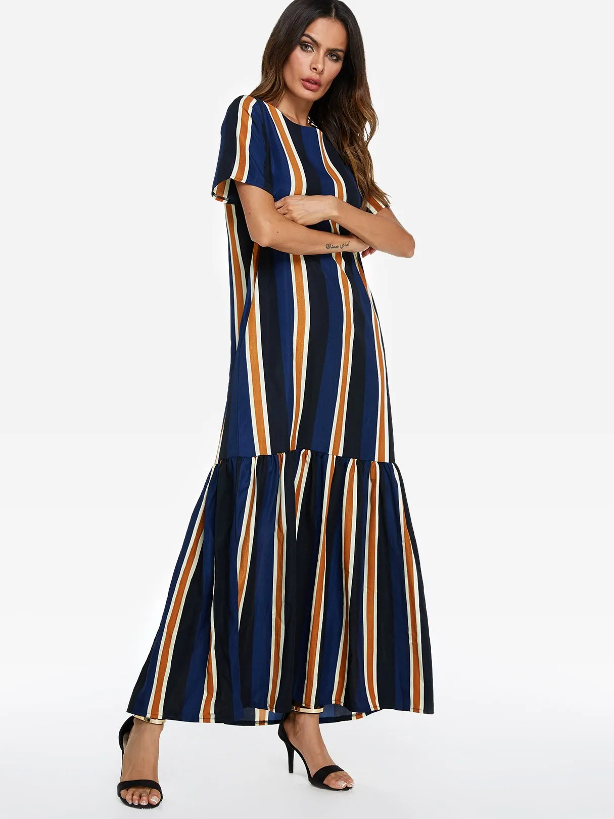 Wholesale Round Neck Short Sleeve Stripe Flounced Hem Maxi Dresses